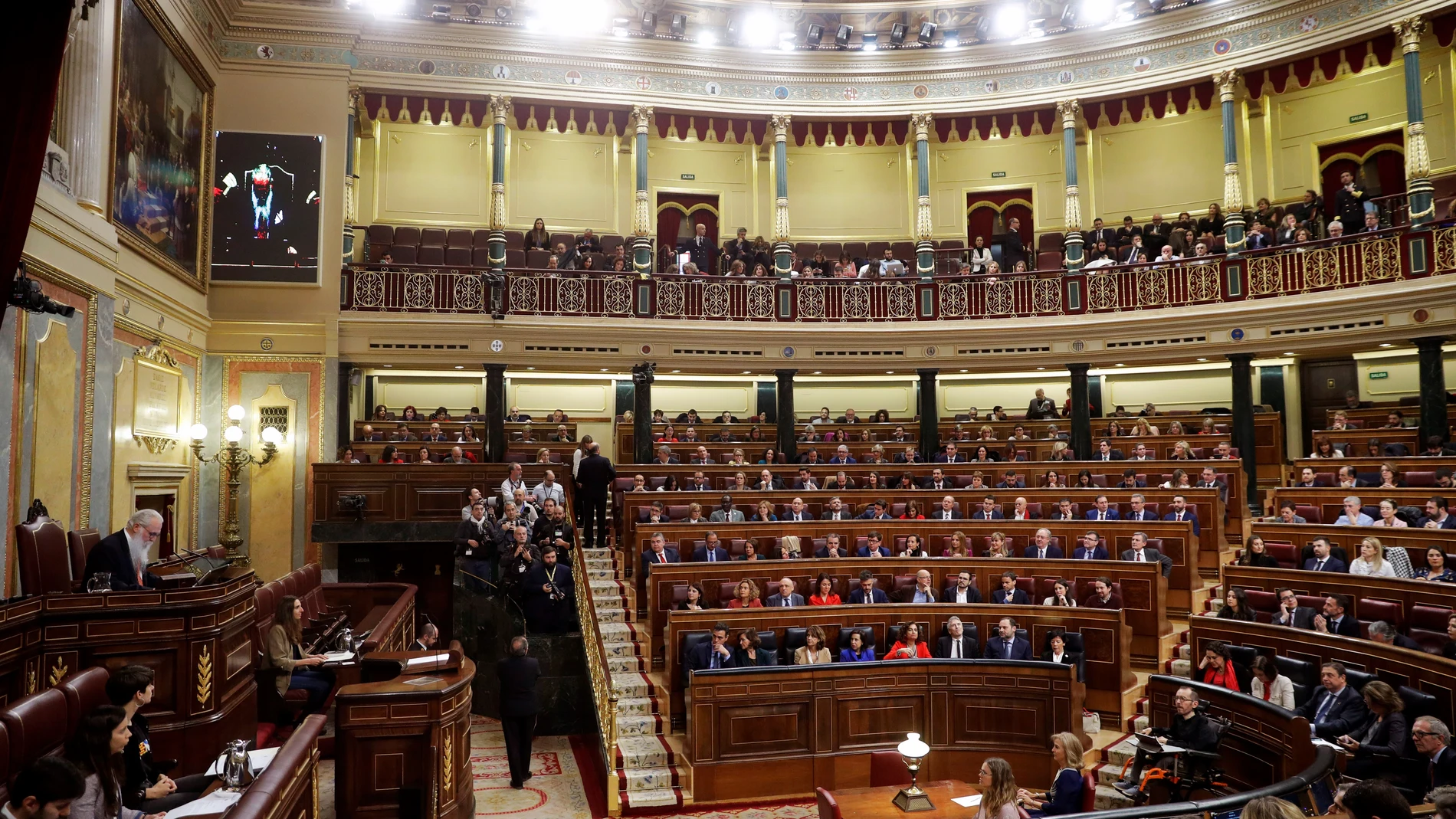 Congreso de los Diputados durante la constitución de las Cortes Congreso de los Diputados durante la constitución de las Cortes
