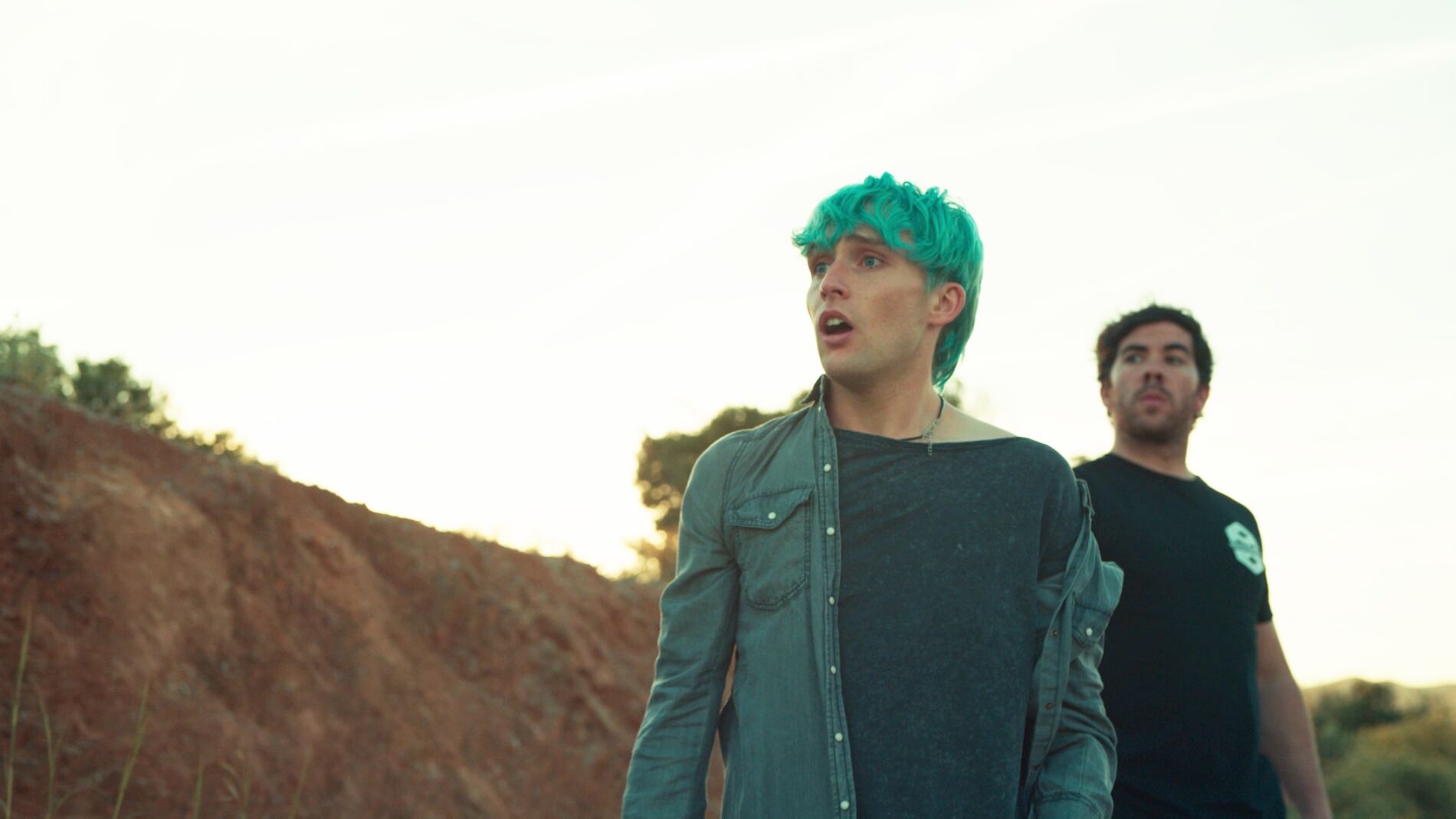 Andrea, derrotado tras presenciar el asesinato de Jairo