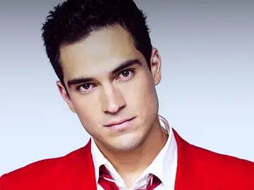 Poncho Herrera en 'Rebelde' Poncho Herrera en 'Rebelde'