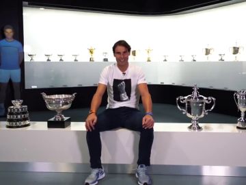 Rafa Nadal posa con todos sus trofeos de 2019: "Ha sido emocionante"