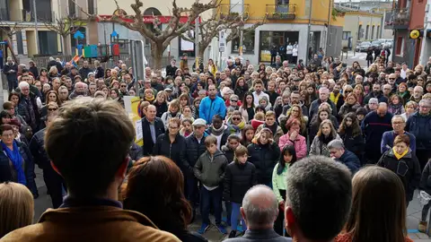 Concentración de repulsa por el asesinato de dos niñas Concentración de repulsa por el asesinato de dos niñas