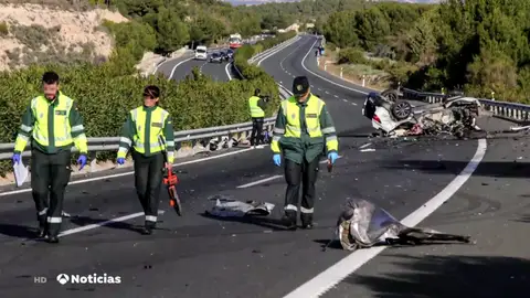 Un kamikaze provoca un accidente múltiple con dos muertos en la A-7, a la altura de Alicante Un kamikaze provoca un accidente múltiple con dos muertos en la A-7, a la altura de Alicante