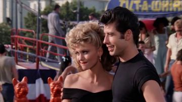 John Travolta y Olivia Newton-John en 'Grease' John Travolta y Olivia Newton-John en 'Grease'