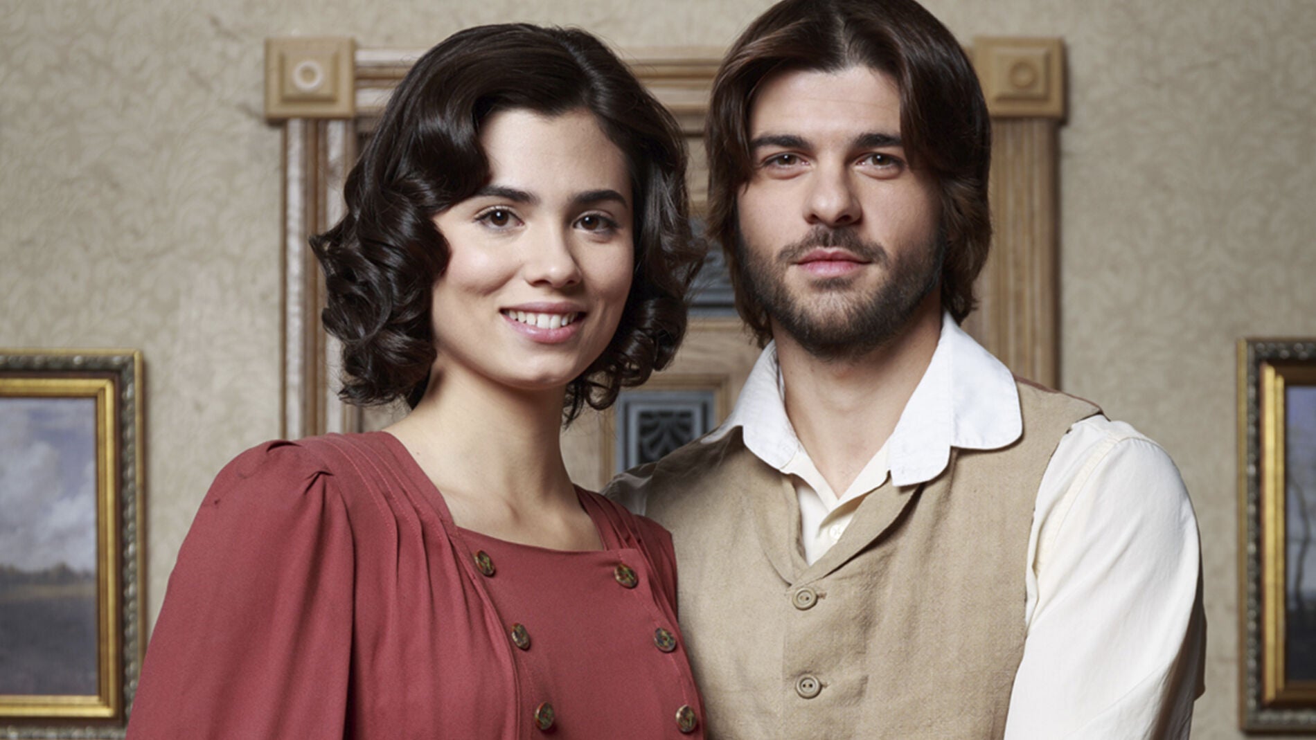 Loreto Maule&oacute;n y Jordi Coll, Mar&iacute;a y Gonzalo en 'El secreto de Puente Viejo'
