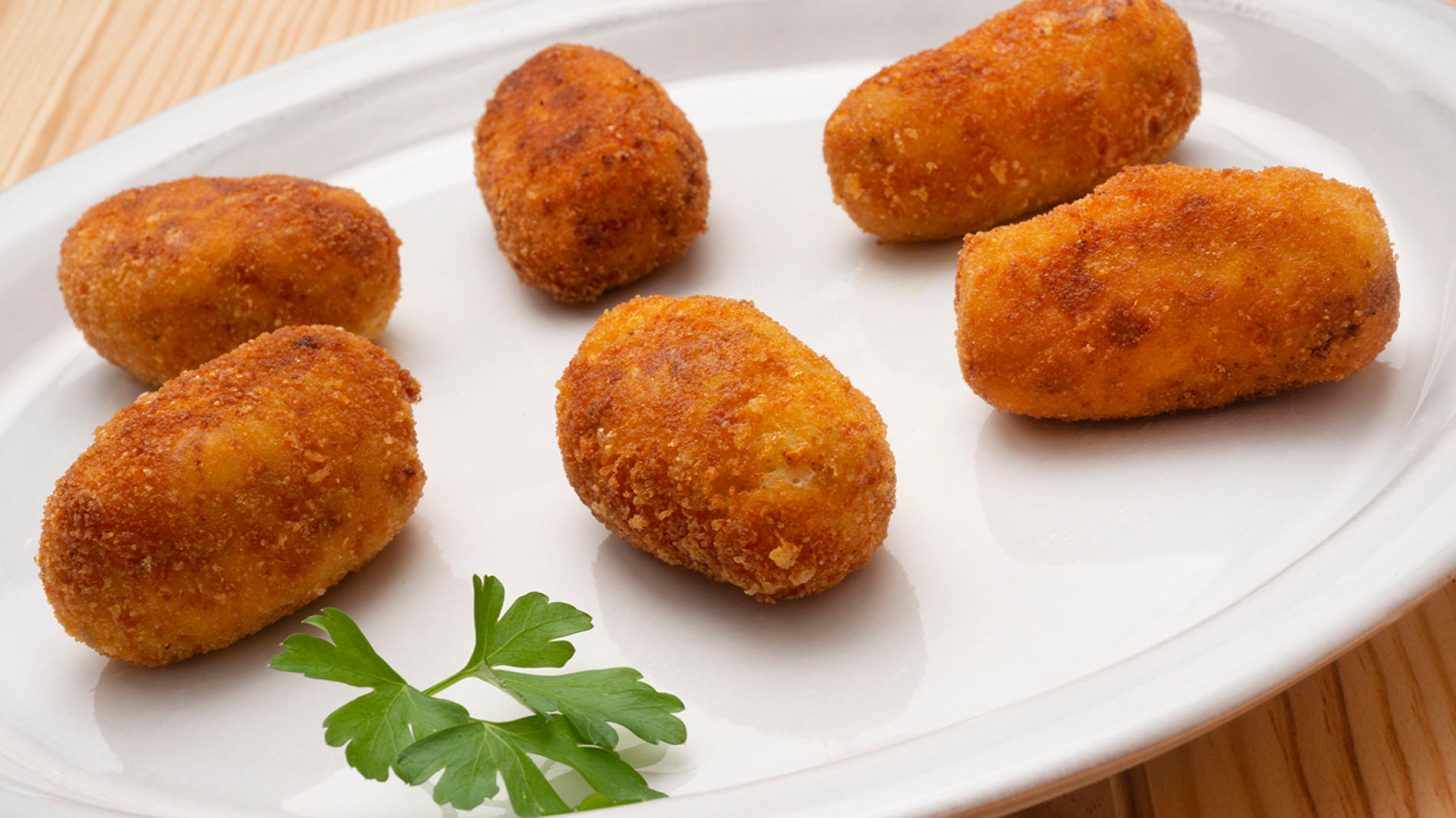 Cocina abierta de Karlos Argui&ntilde;ano: Croquetas de calabac&iacute;n y carne picada (Programa 1862)