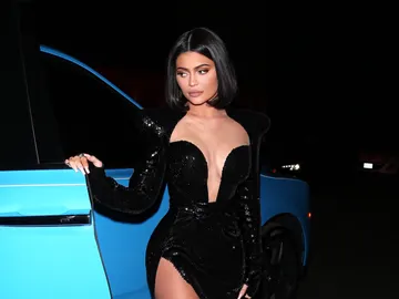 El increíble vestidazo de Kylie Jenner El increíble vestidazo de Kylie Jenner