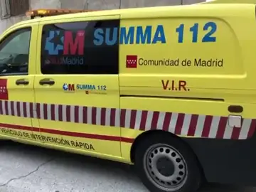 Hallan muertas a dos personas por arma blanca en un domicilio de Madrid Hallan muertas a dos personas por arma blanca en un domicilio de Madrid