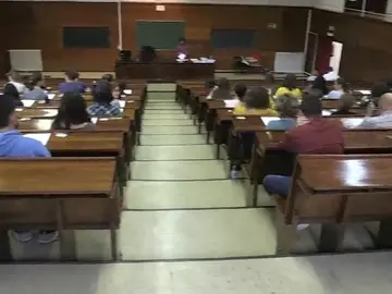 Opositores de la Policía Nacional en pie de guerra por el cambio de baremo en la prueba de ortografía Opositores de la Policía Nacional en pie de guerra por el cambio de baremo en la prueba de ortografía