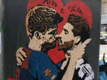 Barcelona - Real Madrid: La obra 'Spain, kiss and talk' del artista TvBoy