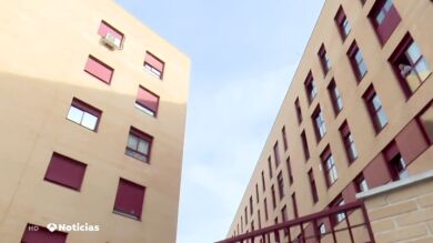 Los vecinos de un barrio de Burgos denuncian que los okupas destrozan sus pisos y venden droga