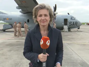 Visita de Navidad de Margarita Robles a los militares desplegados en la Operación Sophia de lucha contra la inmigración ilegal en el Mediterráneo. Visita de Navidad de Margarita Robles a los militares desplegados en la Operación Sophia de lucha contra la inmigración ilegal en el Mediterráneo.