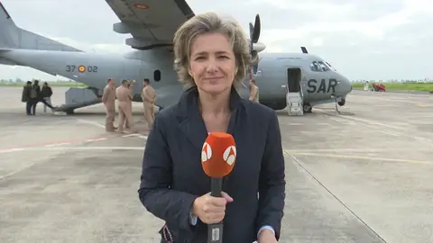 Visita de Navidad de Margarita Robles a los militares desplegados en la Operación Sophia de lucha contra la inmigración ilegal en el Mediterráneo. Visita de Navidad de Margarita Robles a los militares desplegados en la Operación Sophia de lucha contra la inmigración ilegal en el Mediterráneo.