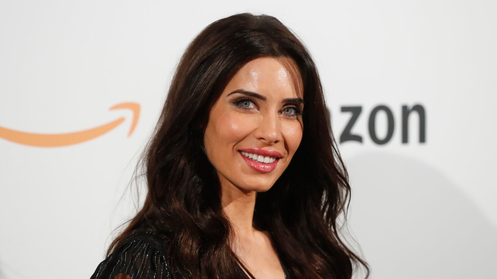La sexy foto de Pilar Rubio en bañador de transparencias: 