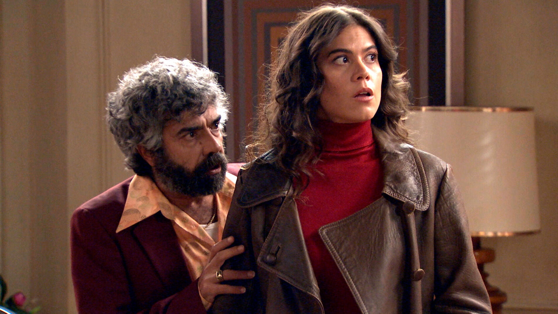 Un &lsquo;fantasma&rsquo; regresa a la vida de Curtis y Jose con nuevas intenciones