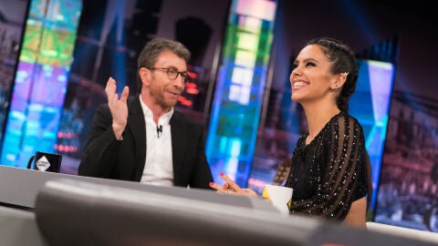 La reacción de los padres de Cristina Pedroche al ver el vestido de las Campanadas