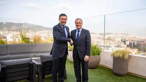 Barcelona - Real Madrid: Bartomeu y Florentino juntos en el inicio de la comida de directivas Barcelona - Real Madrid
