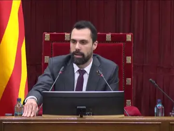 Rifirrafe entre Torrent y Martín Calvo (C's) por tildar a Torra de "individuo" y "sujeto" Rifirrafe entre Torrent y Martín Calvo (C's) por tildar a Torra de "individuo" y "sujeto"