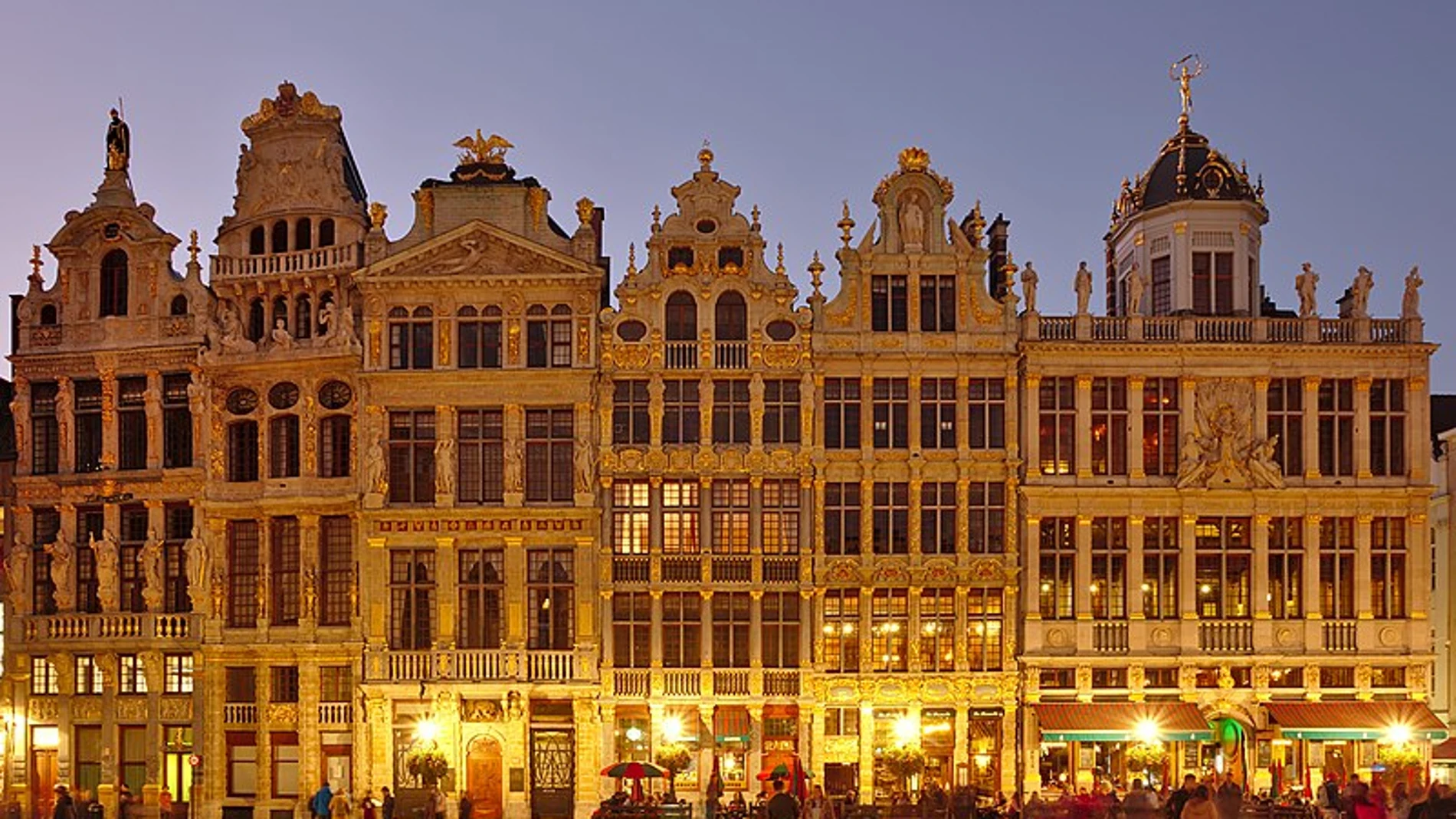 Bruselas cierra bares y restaurantes por un mes por el coronavirus Bruselas cierra bares y restaurantes por un mes por el coronavirus