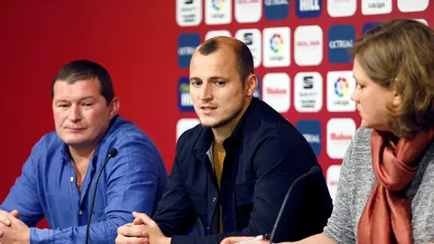 Zozulya durante su comparecencia sobre la polémica del Rayo-Albacete Zozulya durante su comparecencia sobre la polémica del Rayo-Albacete