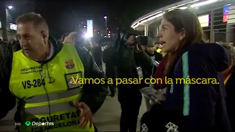Así fue el tenso y exhaustivo control de entrada en el Camp Nou para el Clásico Así fue el tenso y exhaustivo control de entrada en el Camp Nou para el Clásico