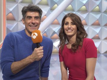 Así se vive la Navidad desde el plató de 'La ruleta de la suerte': ¡Jorge y Laura nos lo cuentan todo!