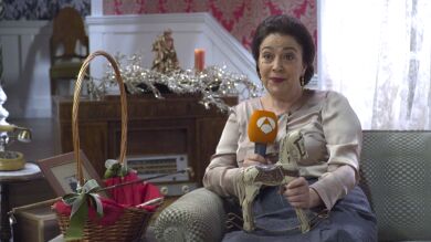 ¿Habrás sido tú el ganador de la cesta de Navidad creada por los actores de 'El secreto de Puente Viejo'?