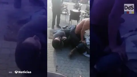 Tres policías son incapaces de atrapar a un ladrón y piden refuerzos Tres policías son incapaces de atrapar a un ladrón y piden refuerzos