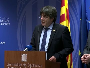 Puigdemont, sobre Junqueras: "España tiene secuestrado a un eurodiputado, pido su libertad inmediata" 