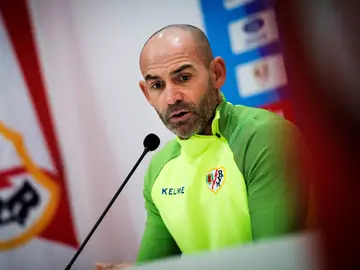 Paco Jémez durante una rueda de prensa del Rayo Vallecano Paco Jémez durante una rueda de prensa del Rayo Vallecano