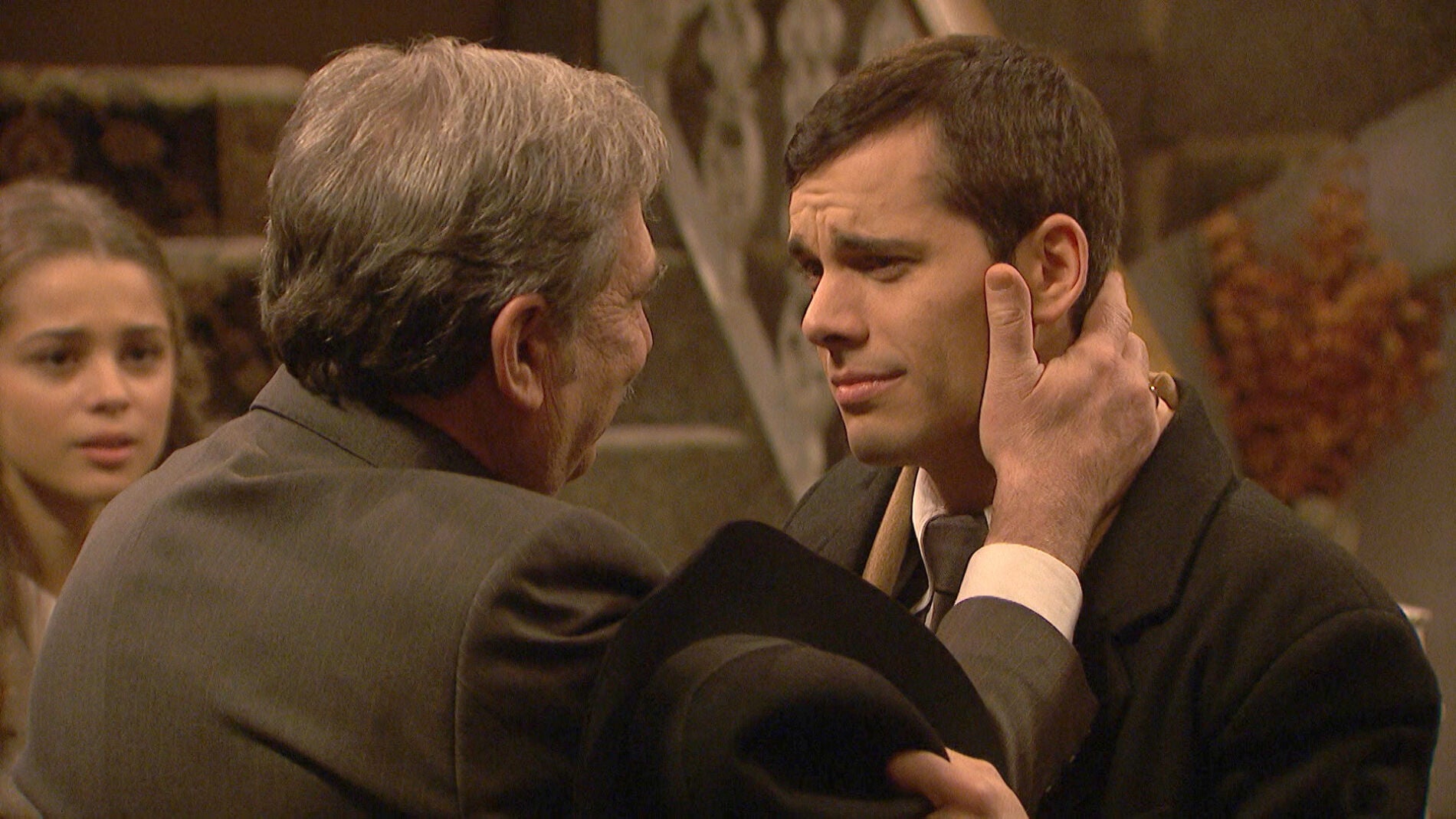 Pablo se despide entre l&aacute;grimas y parte poniendo en riesgo su vida