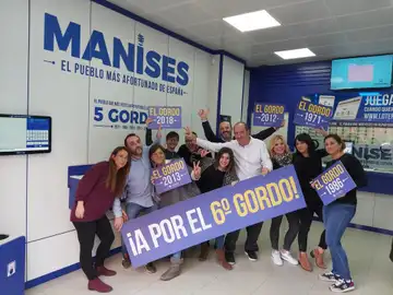 Manises Lotería, la tercera administración de loterías que más vende en España Manises Lotería, la tercera administración de loterías que más vende en España