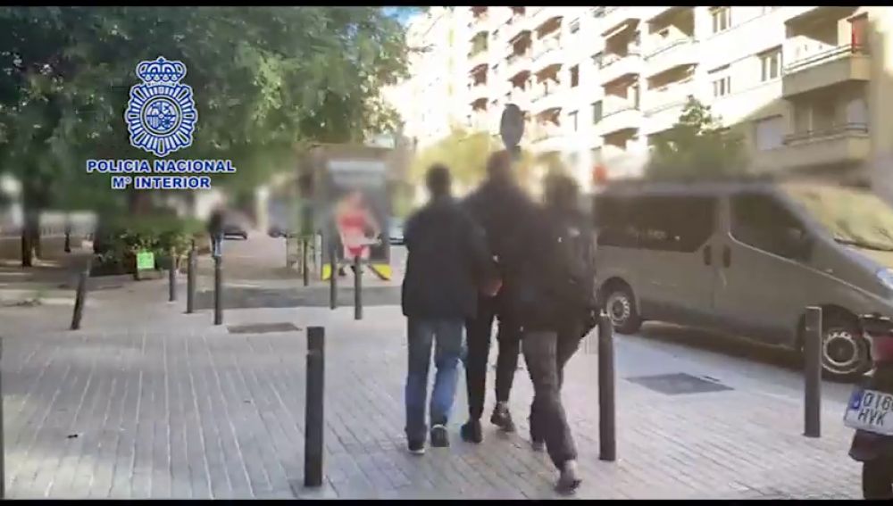 La Policía detiene a un fugitivo de las autoridades suecas en Barcelona