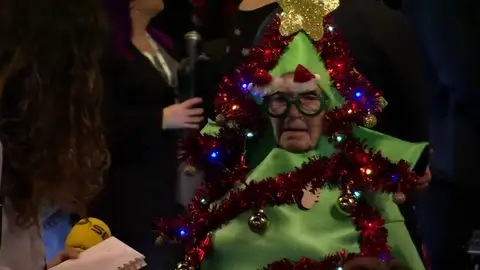 Los disfraces más originales del sorteo de la Lotería de Navidad 2019 en el Teatro Real Los disfraces más originales del sorteo de la Lotería de Navidad 2019 en el Teatro Real