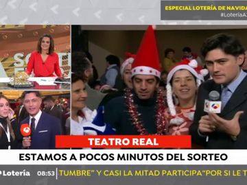 Cómo hemos cambiado: el redactor que lleva 24 años retransmitiendo la Lotería de Navidad en Antena 3 Noticias