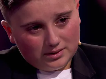 La emotiva despedida de Rosario a Chavito entre lágrimas en 'La Voz Kids' La emotiva despedida de Rosario a Chavito entre lágrimas en 'La Voz Kids'