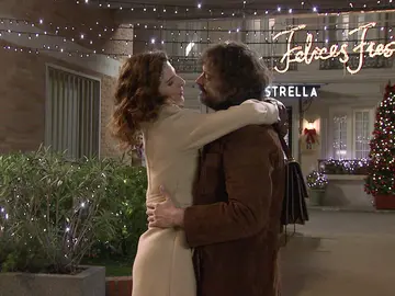 Lourdes se enfrenta a Julia al descubrir que ha retomado su relación con Guillermo Lourdes se enfrenta a Julia al descubrir que ha retomado su relación con Guillermo