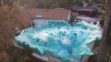El volcán de espuma que unos youtubers han hecho viral: Casi 4 millones de visitas en una semana