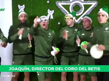 Joaquín lidera la divertida felicitación navideña del Real Betis Joaquín lidera la divertida felicitación navideña del Real Betis