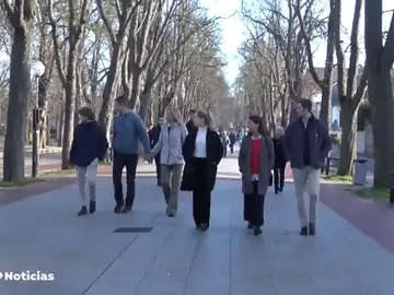 Iñaki Urdangarin estrena su permiso asistiendo a misa y paseando por Vitoria con la infanta Cristina y sus hijos Iñaki Urdangarin estrena su permiso asistiendo a misa y paseando por Vitoria con la infanta Cristina y sus hijos