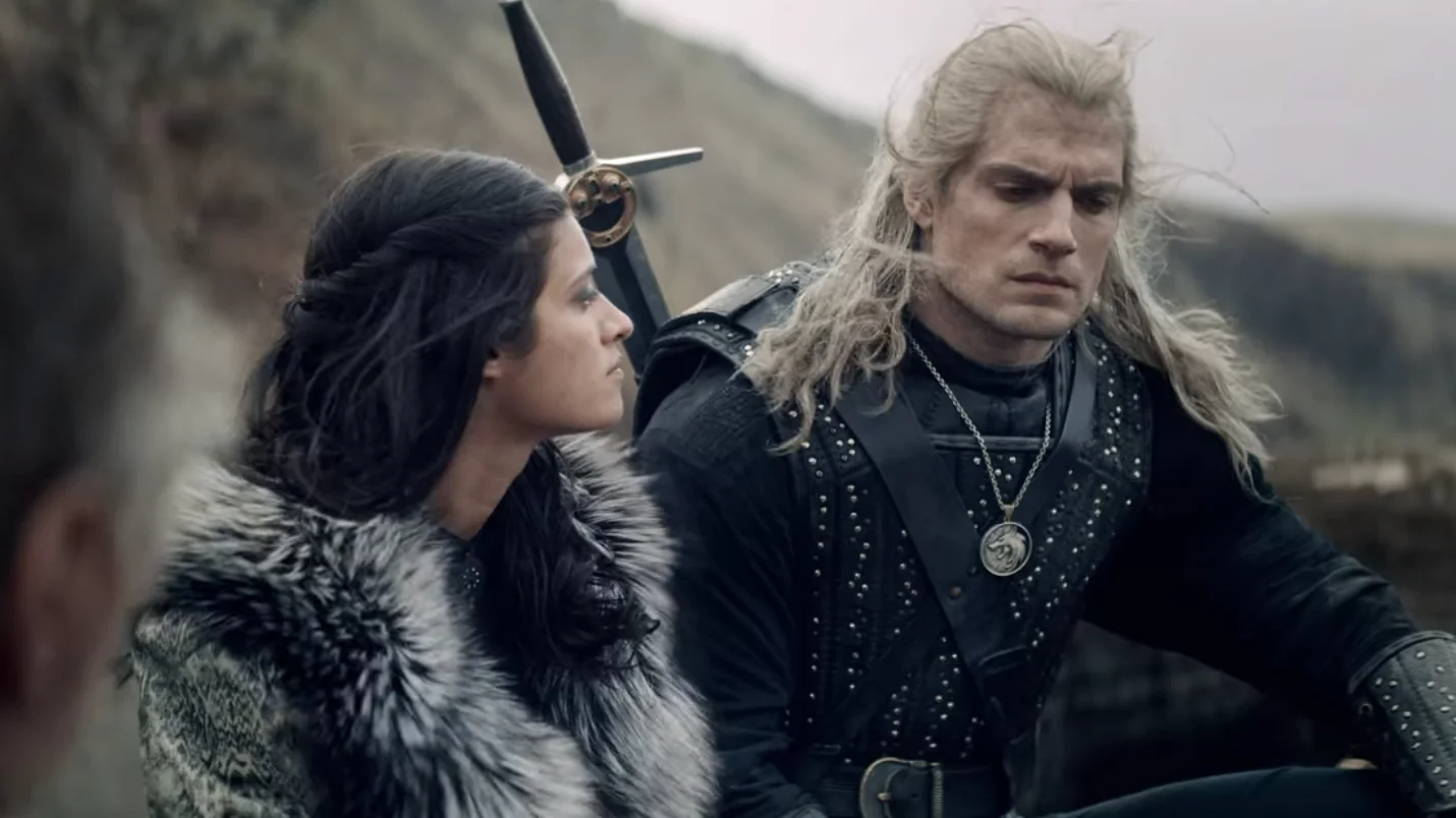 Yennefer y Henry Cavill en 'The Witcher' Yennefer y Henry Cavill en 'The Witcher'