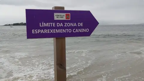 Señal de espacio de esparcimiento canino Señal de espacio de esparcimiento canino