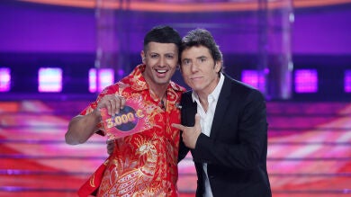 Jorge González ganador de la primera gala de 'Tu cara me suena' tras su brillante actuación como Mahmood