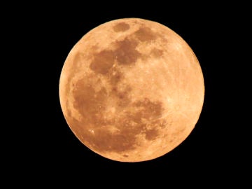 Cómo y cuándo ver el eclipse lunar hoy viernes 5 de junio desde España