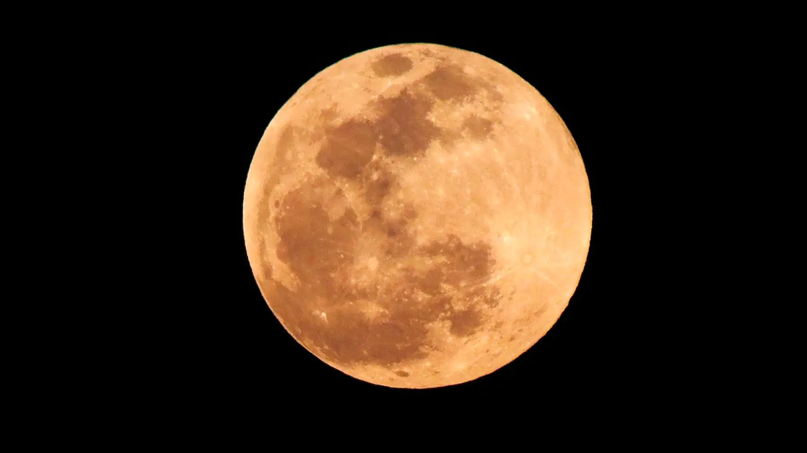 Cómo y cuándo ver el eclipse lunar hoy viernes 5 de junio desde España Llega el primer eclipse lunar de 2020