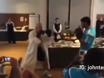 John Terry desvela una 'pelea' de boxeo entre Diego Costa y el masajista del Chelsea en 2015 John Terry desvela una 'pelea' de boxeo entre Diego Costa y el masajista del Chelsea en 2015