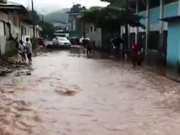 Las lluvias torrenciales en Perú dejan al menos un treintena de muertos