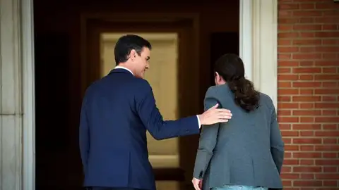 LaSexta Noticias Fin de Semana (12-01-20) Sánchez conforma el primer Gobierno de coalición de la democracia: paritario y el segundo más numeroso LaSexta Noticias Fin de Semana (12-01-20) Sánchez conforma el primer Gobierno de coalición de la democracia: paritario y el segundo más numeroso