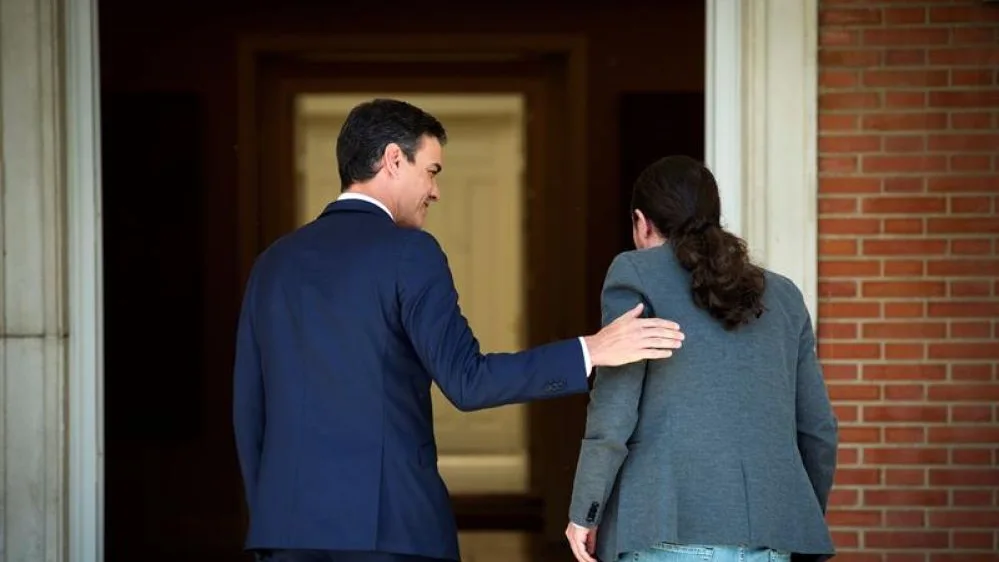 LaSexta Noticias Fin de Semana (12-01-20) Sánchez conforma el primer Gobierno de coalición de la democracia: paritario y el segundo más numeroso LaSexta Noticias Fin de Semana (12-01-20) Sánchez conforma el primer Gobierno de coalición de la democracia: paritario y el segundo más numeroso