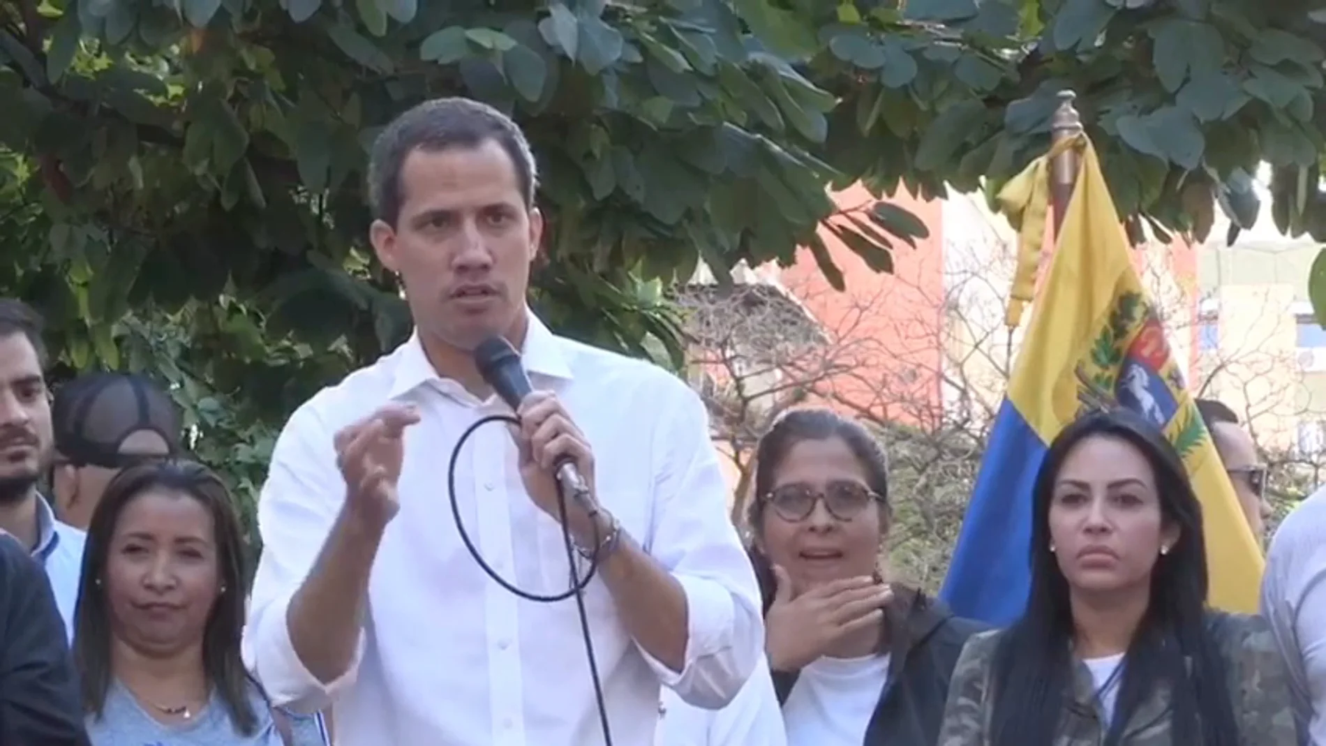Juan Guaidó califica de "inverosímil" tener una negociación con el Gobierno de Maduro Juan Guaidó califica de "inverosímil" tener una negociación con el Gobierno de Maduro