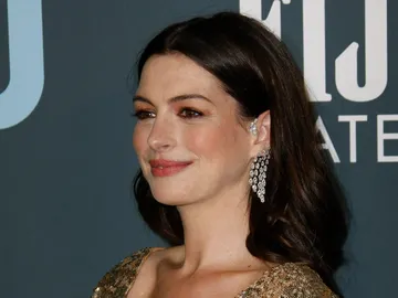 Anne Hathaway Anne Hathaway